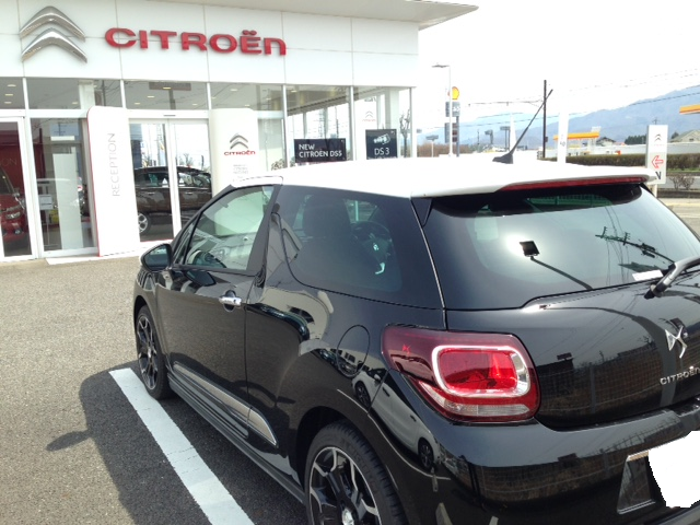 DS3 Sport Chic ご納車させて頂きました。