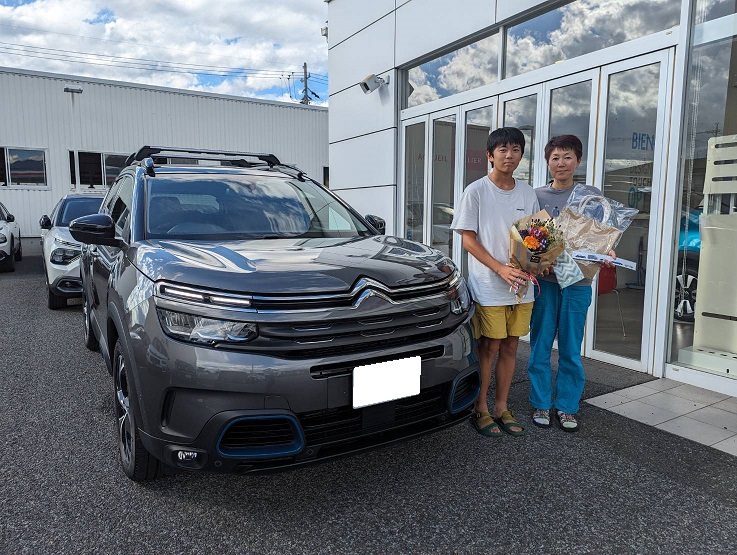 認定中古車C5AIRCROSS　PHEV　ご納車ありがとうございました。