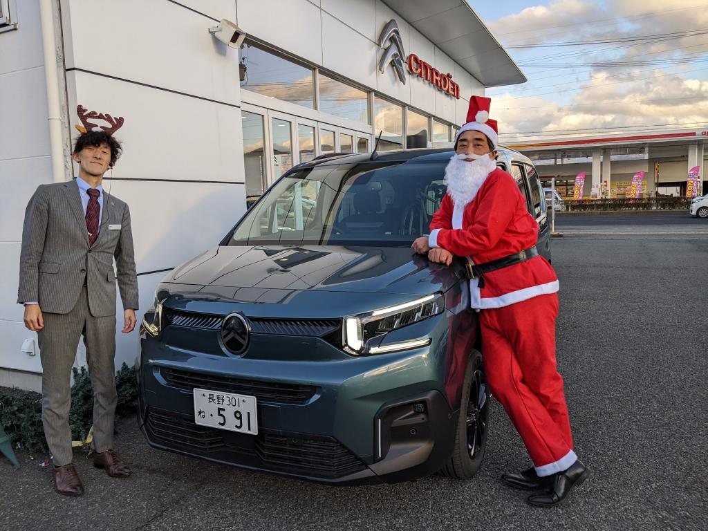 サンタクロース様　ベルランゴロングご納車です。