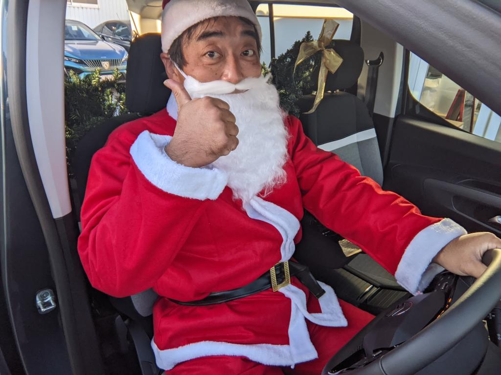 サンタクロース様　ベルランゴロングご納車です。
