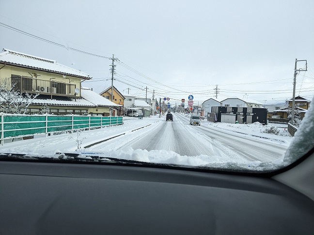 雪道＝悪路でのシトロエンを試してみませんか？